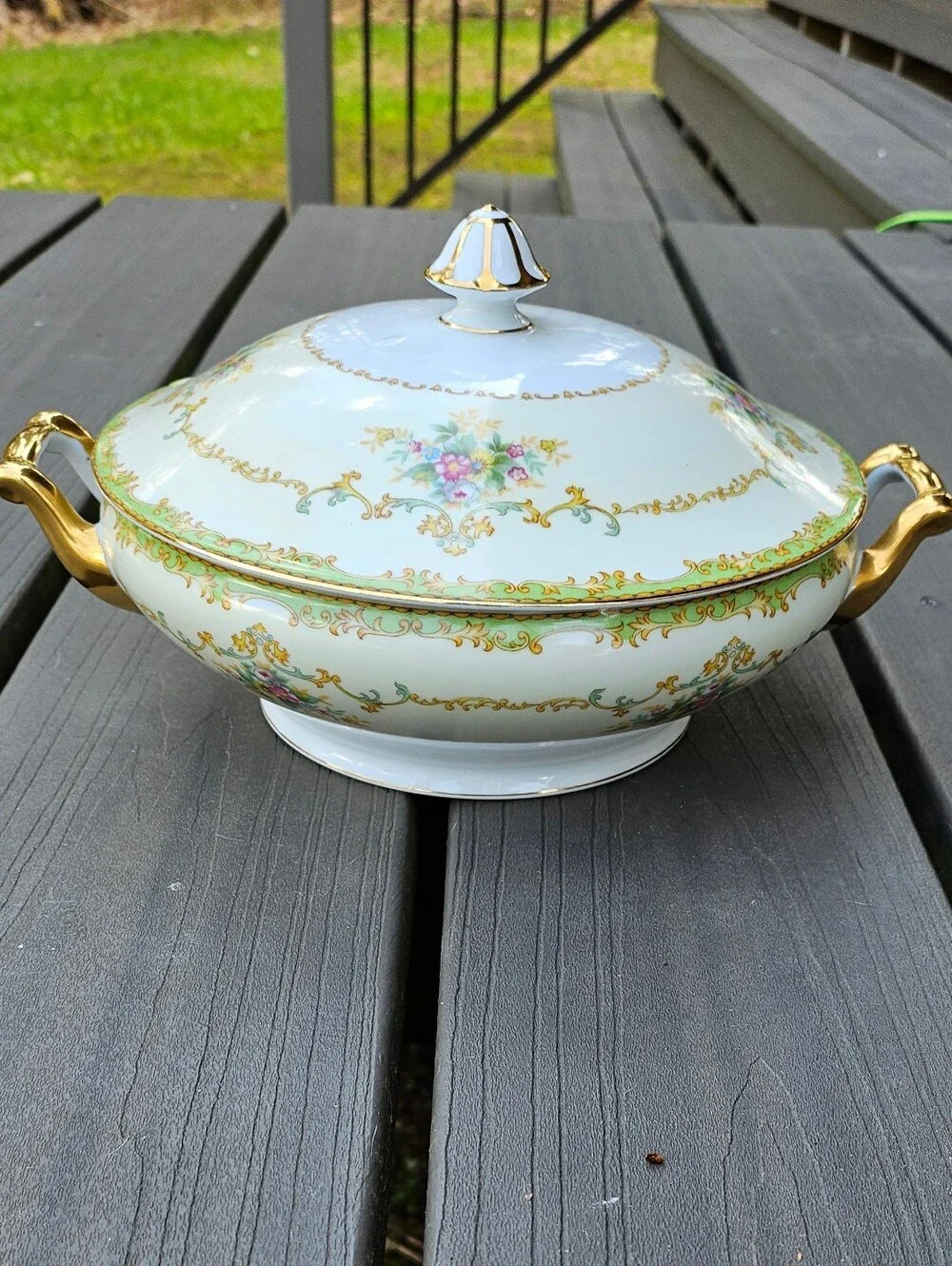 Noritake Antique Noritake porcelain covered vegetable bowl (Lidded Tureen)